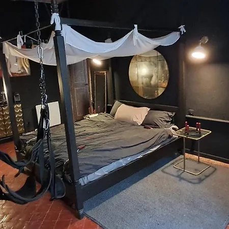 Love Room Perpignan - Week-End En Amoureux Perpignan - Love Room Pour Anniversaire Bed & Breakfast 4*
